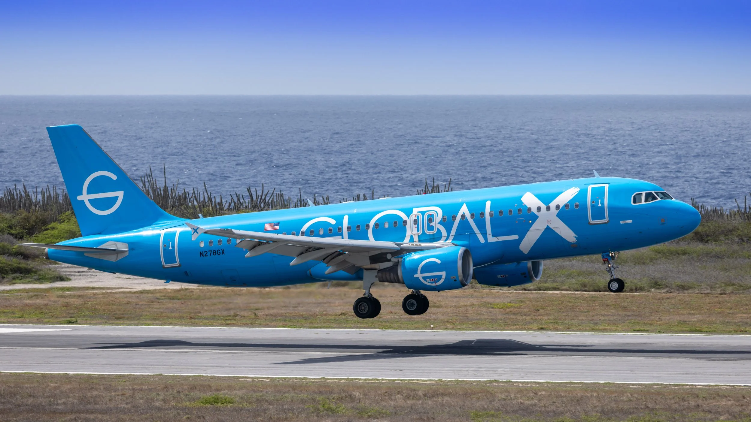 GlobalX A320 N278GX Surinam Airways Technical Relief Flight at